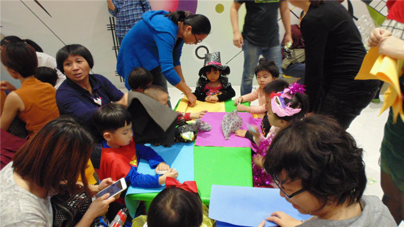 BBunion国际早教泉州中骏中心活动花絮:快乐魔法精灵之万圣节狂欢派对 BBunion国际早教泉州中骏中心活动花絮:快乐魔法精灵之万圣节狂欢派对