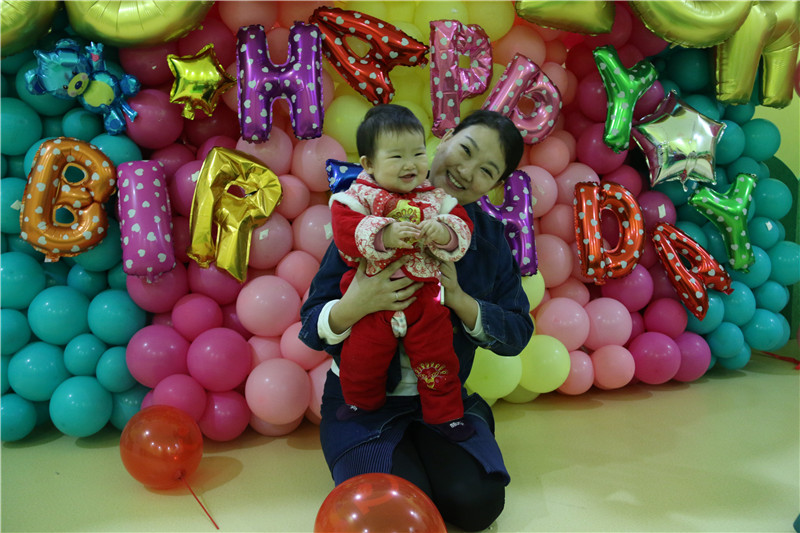 BBunion国际早教邯郸中心活动花絮:童童生日会 BBunion国际早教邯郸中心活动花絮:童童生日会